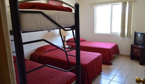 Suite (Master Suite)