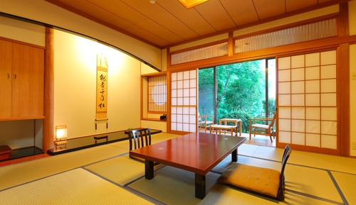 Habitación Deluxe, baño privado (Japanese style, with cypress bath)