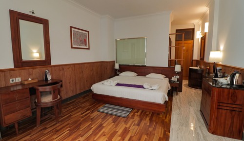 Tongging Point Hotel Deluxe Double/Twin, Lake Toba View