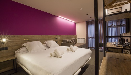 King Room with Sofa Bed