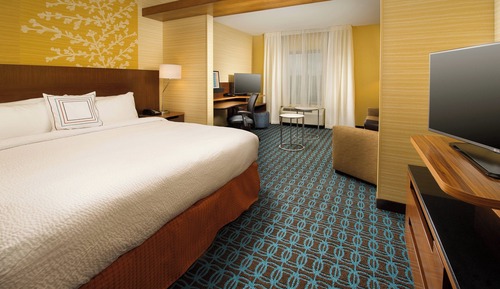 Estudio, 1 cama de matrimonio grande con sofá cama