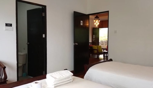 Casa familiar, 3 habitaciones, cocina