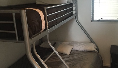 Casa ejecutiva, 4 habitaciones, 2 baños