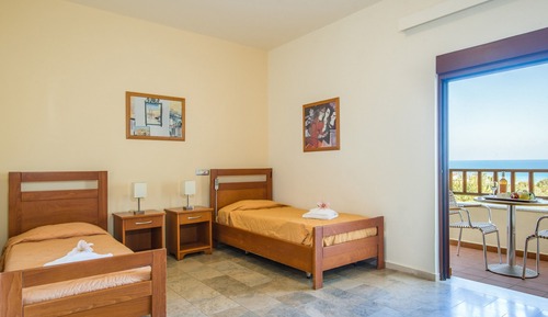 Comfort Twin Room, 1 Bedroom, Accessible, Mountain View