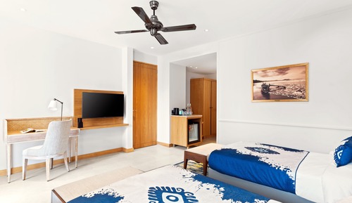 Junior Suite Twin Bed - Pool View