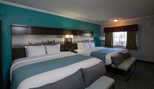 Habitación estándar doble, varias camas, no fumadores