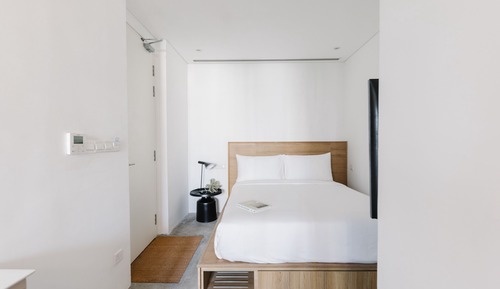 Habitación superior con 1 cama doble o 2 individuales