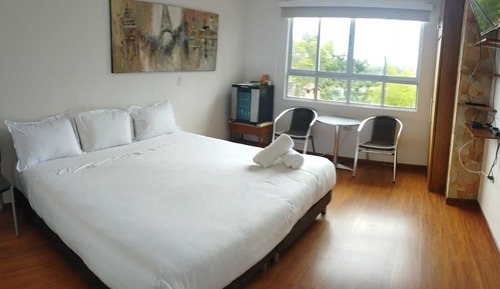 Habitación panorámica doble, baño privado, vistas al lago