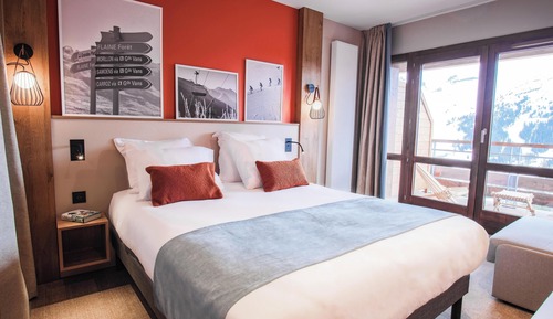 Habitación triple Premium, balcón, vistas a la montaña