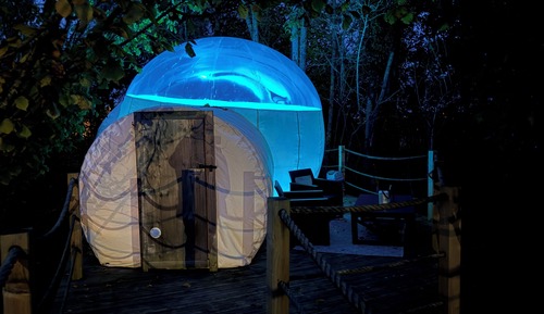 Tienda, vistas al río