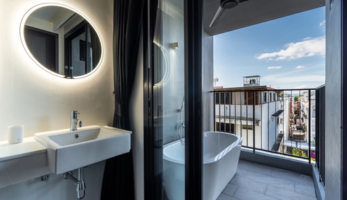 Habitación Deluxe con 2 camas individuales, bañera