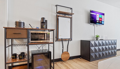 Pet Friendly-Double Queen Deluxe