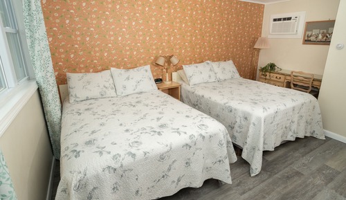 Habitación exclusiva doble, 2 camas dobles (Pet Friendly)