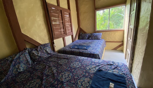 Habitación triple económica