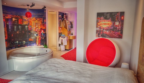 Habitación de diseño doble, 1 cama doble, bañera de hidromasaje