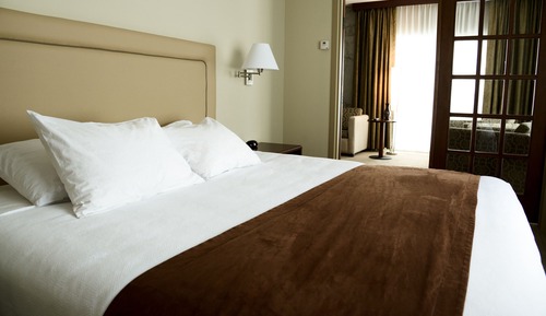 Suite, 1 cama de matrimonio grande con sofá cama