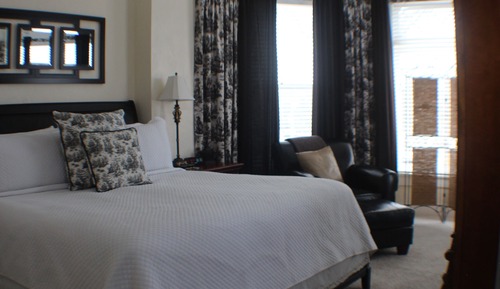 Habitación cuádruple Elite, baño privado (Ironwood 3A-3B)