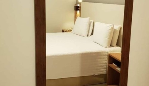 Habitación estándar con 1 cama doble o 2 individuales