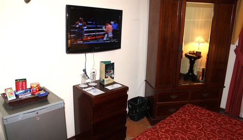 Standard Room, 1 King Bed - Courtyard Wing