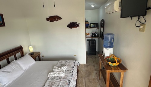 Habitación individual Deluxe, 1 cama de matrimonio, frigorífico y microondas, vistas al mar