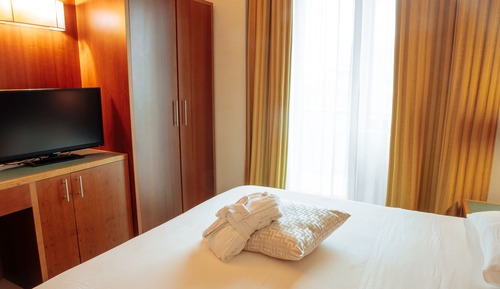 Habitación con 1 cama doble o 2 individuales