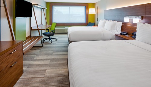 Habitación estándar, 2 camas de matrimonio, bañera accesible (Mobility, Accessible Tub)