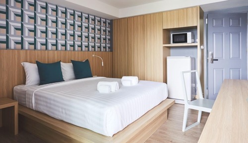 Deluxe Double or Twin Room, Pool View