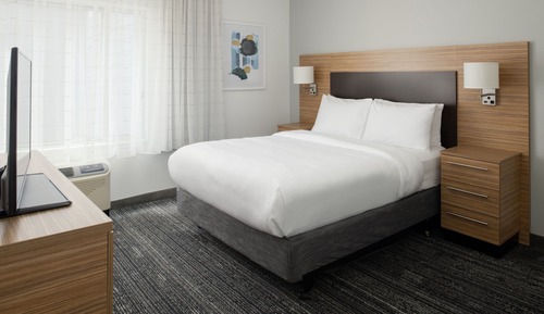 Suite, 1 habitación (Mobility/Hearing Access, Roll-In Shwr)