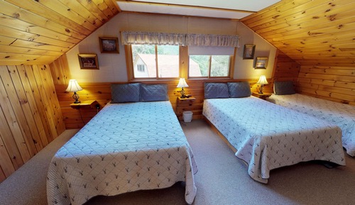 Cabaña clásica, 3 habitaciones, 2 baños, vistas al río
