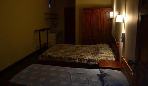 Habitación estándar con 1 cama doble o 2 individuales