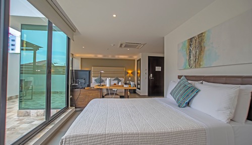 Habitación estándar con 2 camas individuales, accesible para personas con discapacidad