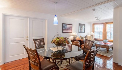 Grand Suite, 2 Bedrooms, Kitchen, Pool Access, Ground Floor