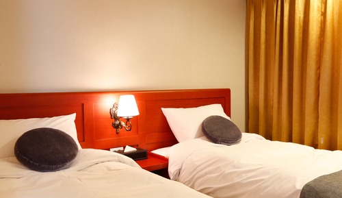 Habitación con 2 camas individuales