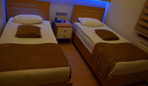 Habitación con 2 camas individuales