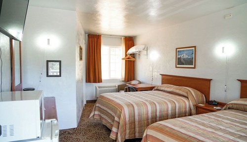 Habitación estándar doble, 2 camas dobles