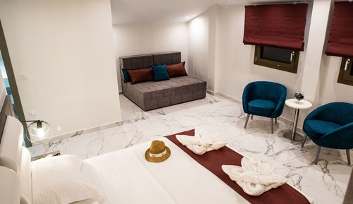 Quadruple Attic Room, No Balcony