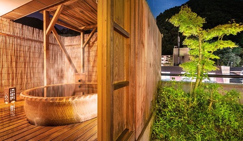 Habitación tradicional, vistas al jardín (with Open air bath, 24sqm)