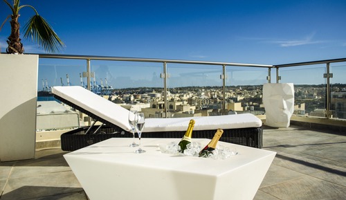 Ático de lujo, 4 habitaciones, accesible para personas con discapacidad, piscina privada