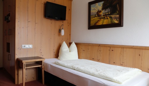 Habitación con 2 camas individuales