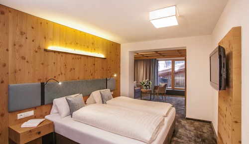 Habitación Club doble, 1 cama doble con sofá cama