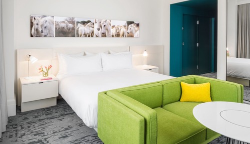 Habitación, 1 cama de matrimonio grande, en esquina