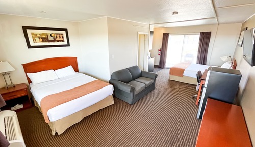 Habitación doble, cocina básica