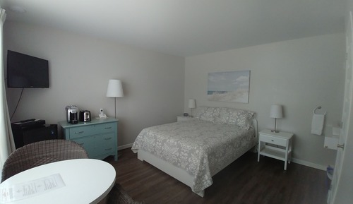 Habitación superior, 1 cama de matrimonio, baño privado, vistas al lago