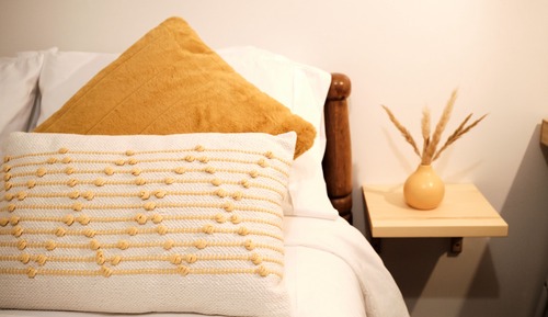 Economy Room, 1 Double Bed, Shared Bathroom 103 - Chambre au sous-sol