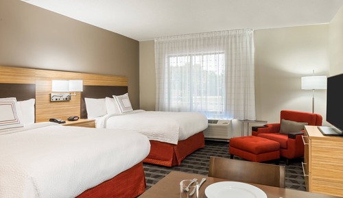 Estudio, 2 camas de matrimonio