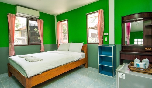 Bungalow AirCon with Balcony