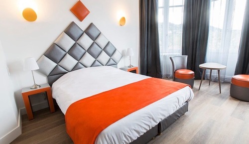 Habitación doble superior, baño privado, vistas a la montaña