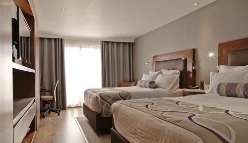 Habitación Deluxe doble, 2 camas de matrimonio