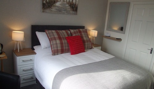 Habitación doble superior, 1 cama de matrimonio grande, vistas al jardín