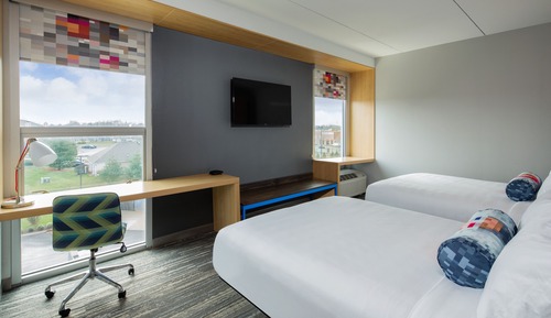 Habitación, 2 camas de matrimonio (Mobility/Hearing Access, Roll-In Shwr)